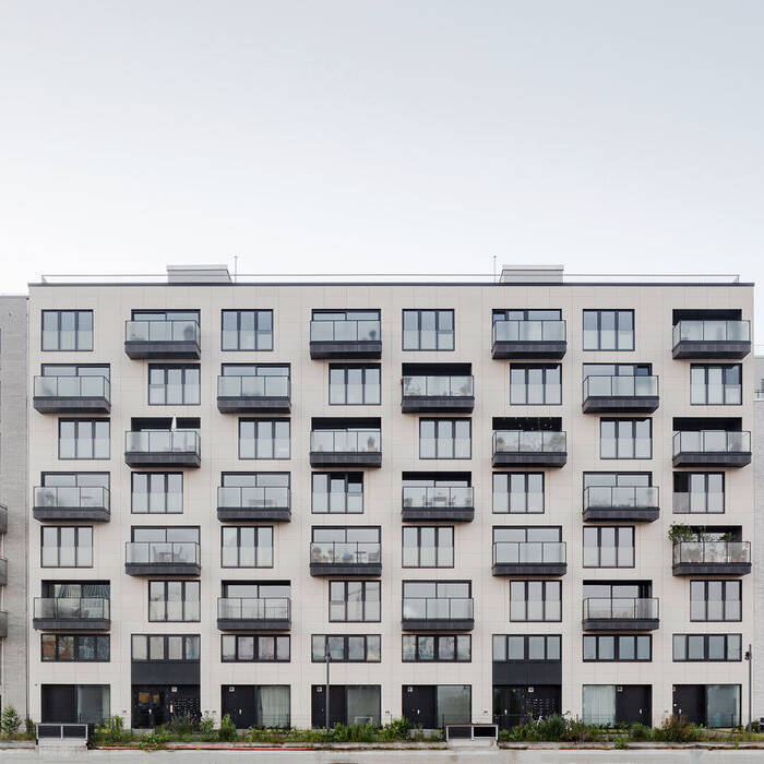 FRBR_220609_0244_send_A3_15_700pixel