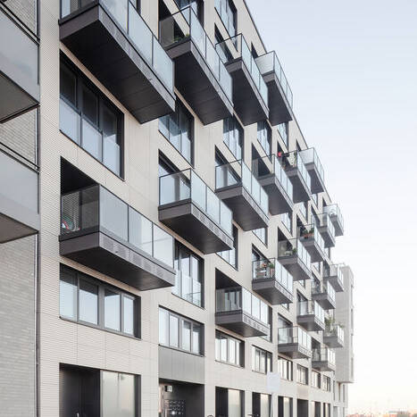 FRBR_220609_0294_send_A3_10_700pixel