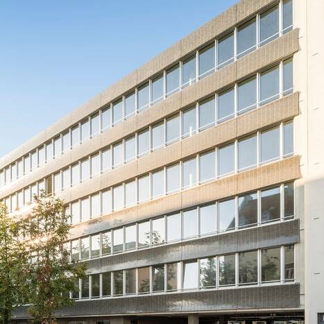 FlorianHolzherr_1015946_frei_10_700pixel