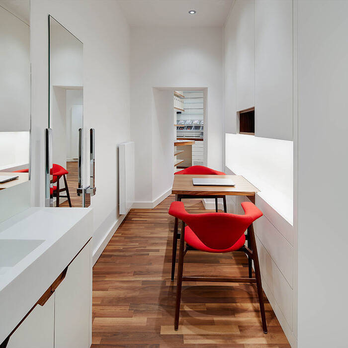 Germania-Apotheke-Beratungsraum_10_700pixel