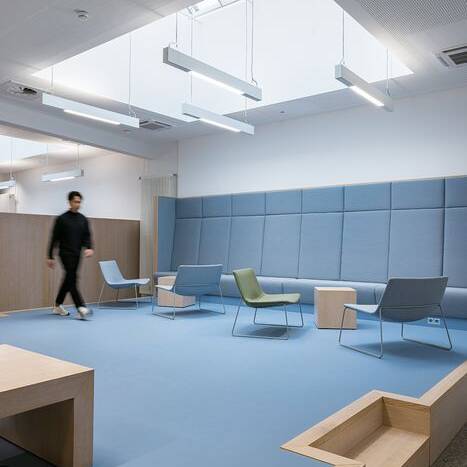 Grueninger_ReWi_Arbeitsbereich_03_10_700pixel