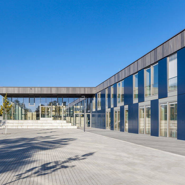 HMG-31-JS-18-5-19-8855_19_700pixel