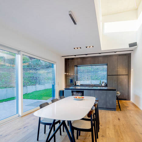 HausHu-_122_10_700pixel