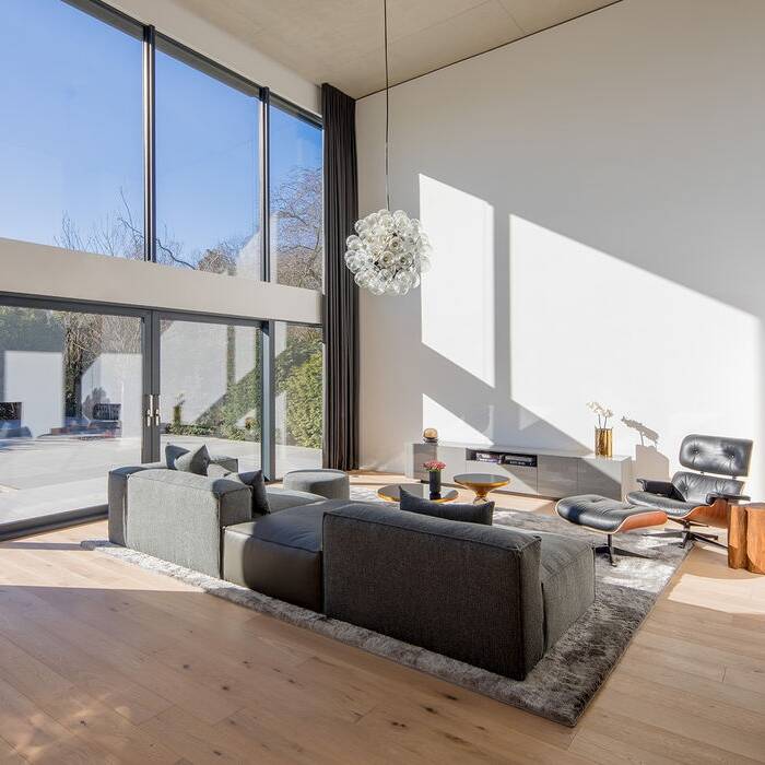 HausV_08h_15_700pixel