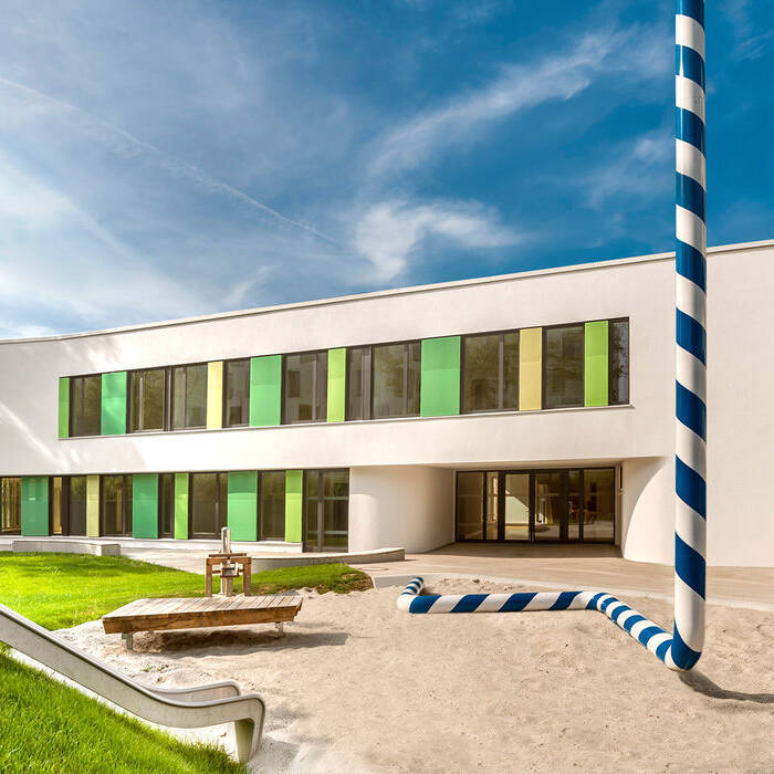 Haus-fu-r-Kinder_1-1_Ansicht-Su-den_SRWPlan_Architekturen-2018_19_700pixel