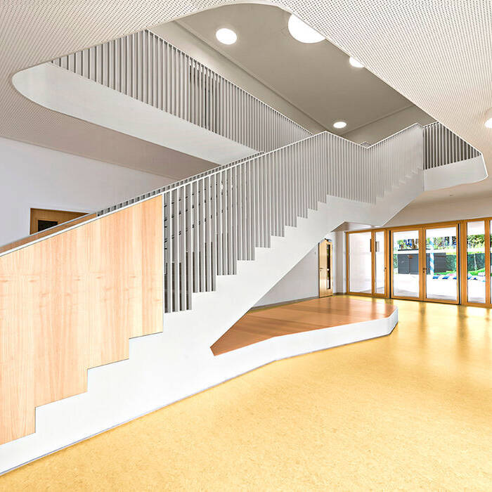 Haus-fu-r-Kinder_1-2__Foyer_SRWPlan_Architekturen-2018_10_700pixel
