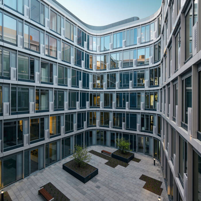 Infinity_MLZ2521-00_b15cm_300dpi_15_700pixel