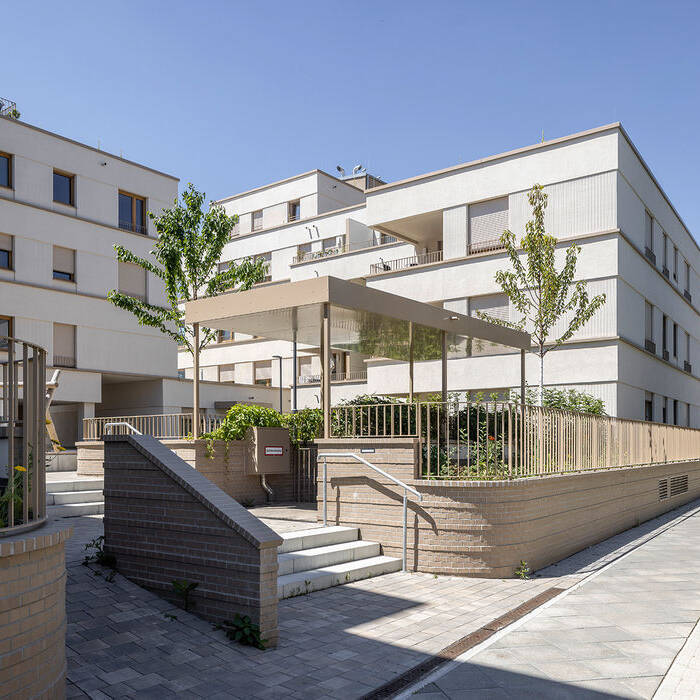 JH3039-161_15_700pixel