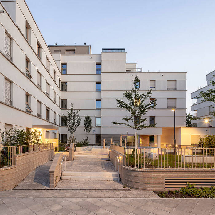 JH3039-200_15_700pixel