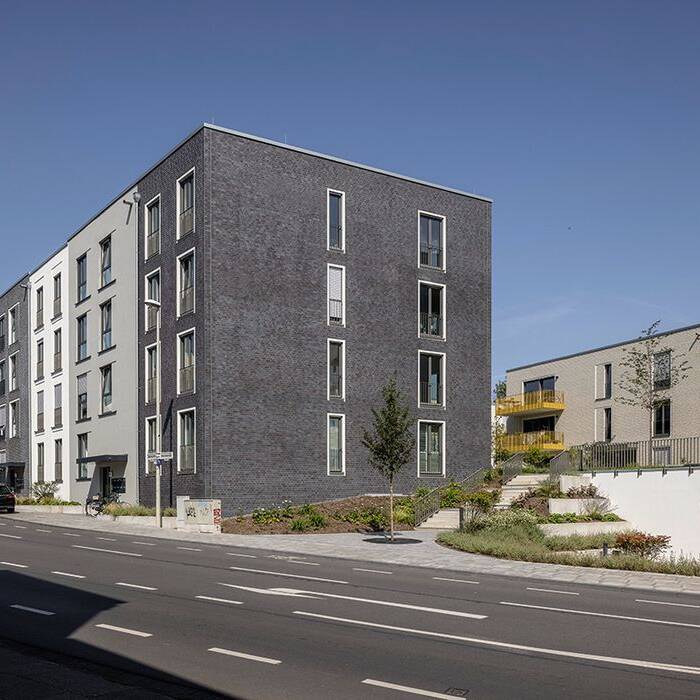 JH3041-027-C-Instone-Real-Estate_10_700pixel