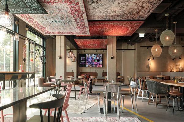 JOI-Design_Moxy-Hamburg_Fotocredits-by-Christian-Kretschmar-fu-r-JOI-Design-1-_15_700pixel