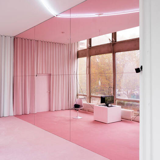 JSCBerlin_Meyer-Grohbruegge_ThomasMeyerOstkreuz_VR-Space-foto1_10_700pixel