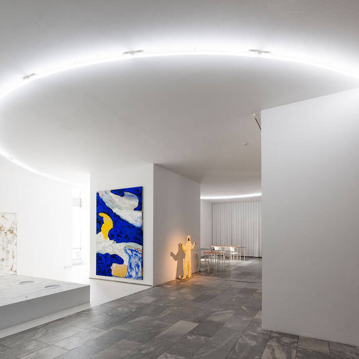 JSCBerlin_Meyer-Grohbruegge_ThomasMeyerOstkreuz_circlelight1_15_700pixel