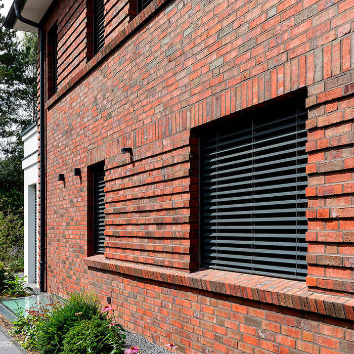 JVVM7896_10_700pixel