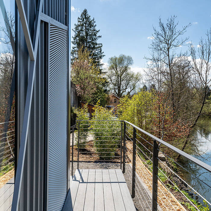 KWC04028_10_700pixel