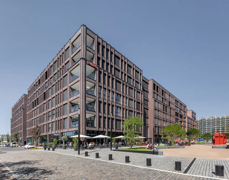 K_BU-_ID-Cologne_23207_48_RR-bearbeitet_15_700pixel