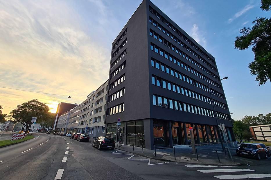 Koncept-Hotel-International-Aussenansicht-01_15_700pixel