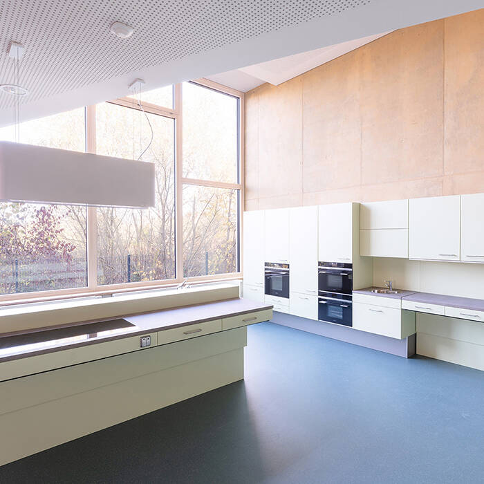 LB018_0088_15_700pixel