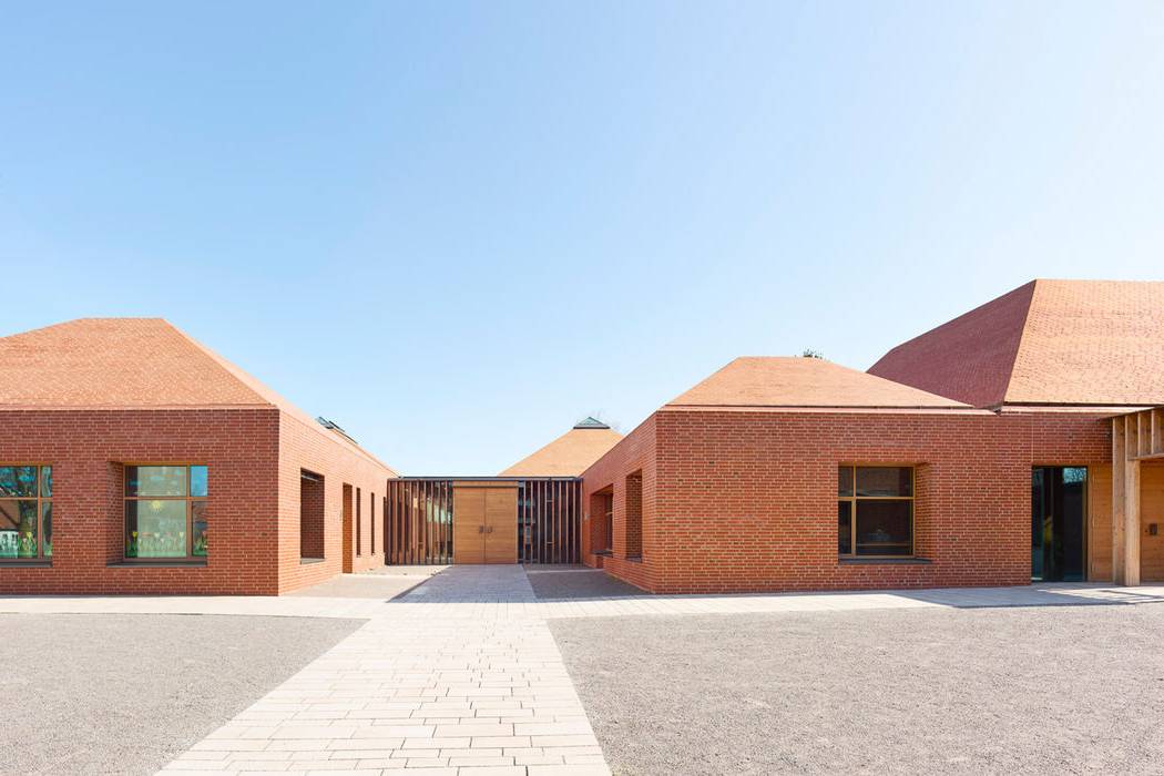 LR3151-14_19_700pixel