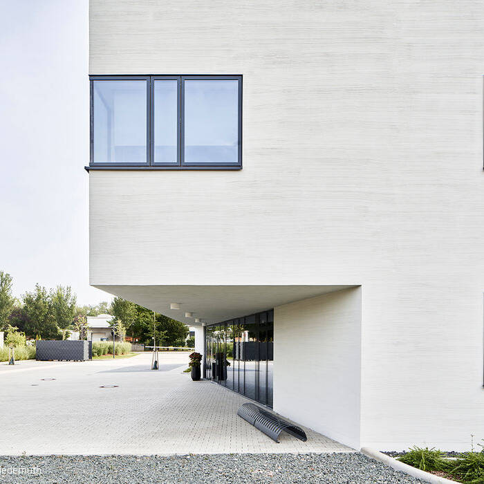 LWF_0283-2021-9737_10_700pixel