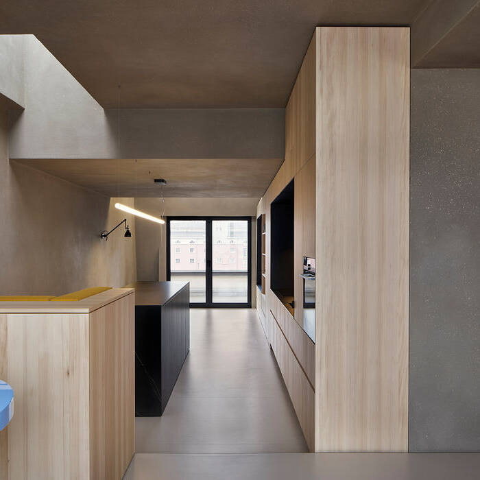 LoftM8688_15_700pixel