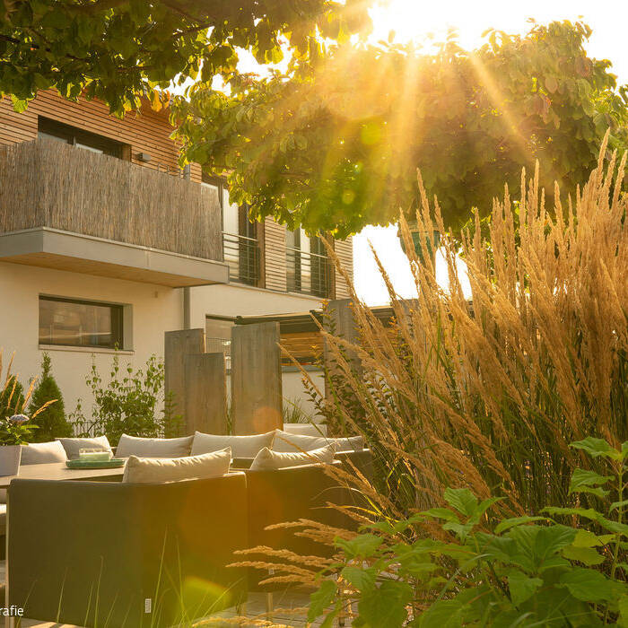 LydiaMitterhuberFotografie_GartenmitPool_Druck-71_15_700pixel