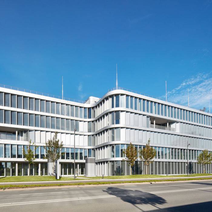 MIZAL102022-014_19_700pixel