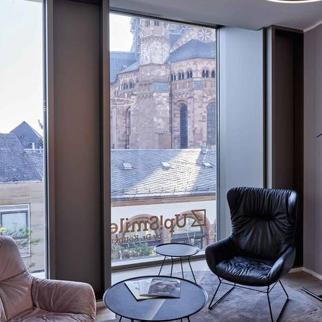 Mainzer-Gesch_fthaus_Blick-auf-dem-Turm_Lennart-Wiedemuth_10_700pixel