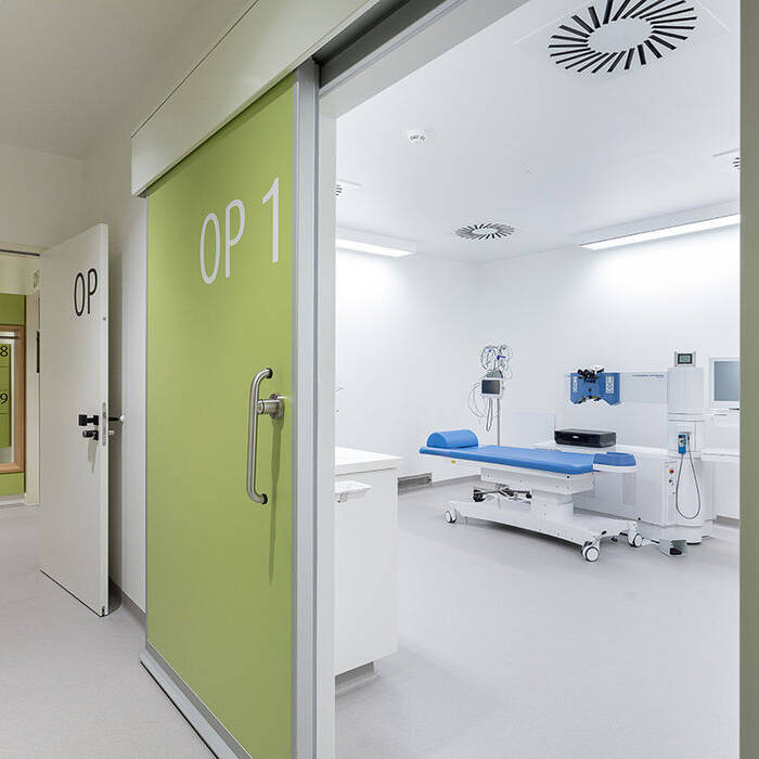 Makulazentrum_OP_Operationssaal_10_700pixel