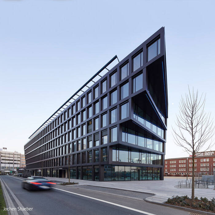 MercatorOne_10_15_700pixelShJY8ppGAZsBF