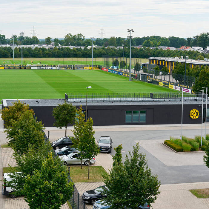 Multifunktionsgeba-ude-mit-Dachterrasse_15_700pixel