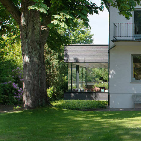 N8-05-Cube_b_10_700pixel