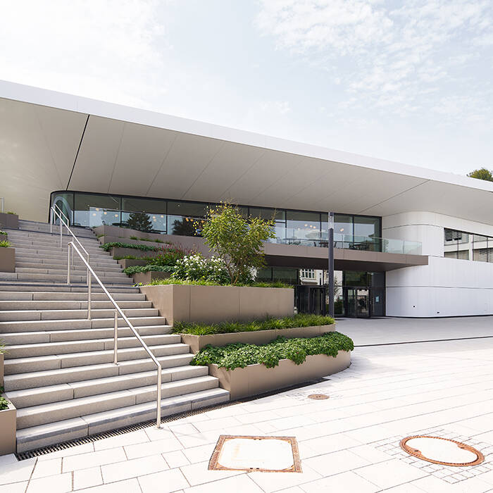 Nething_Hartmann_Aussen_Forum_3_15_700pixel