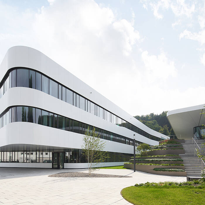 Nething_Hartmann_Bu-ro_Aussen_8_15_700pixel