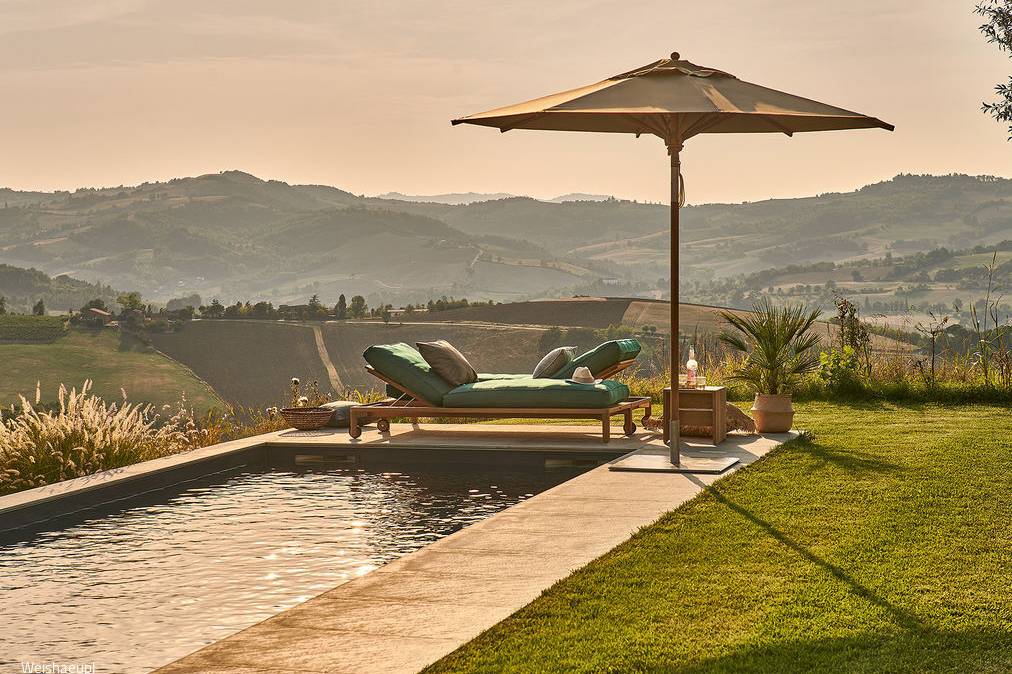 NewHampton_Sonnenliegen_Teakschirm_taupe_2_15_700pixel