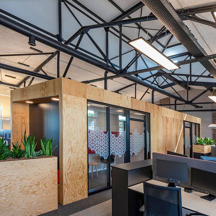 Nissan_103_10_700pixel