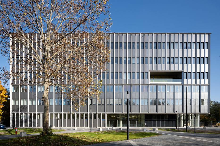 OSZ-C-Ebener-9288-1_15_700pixel