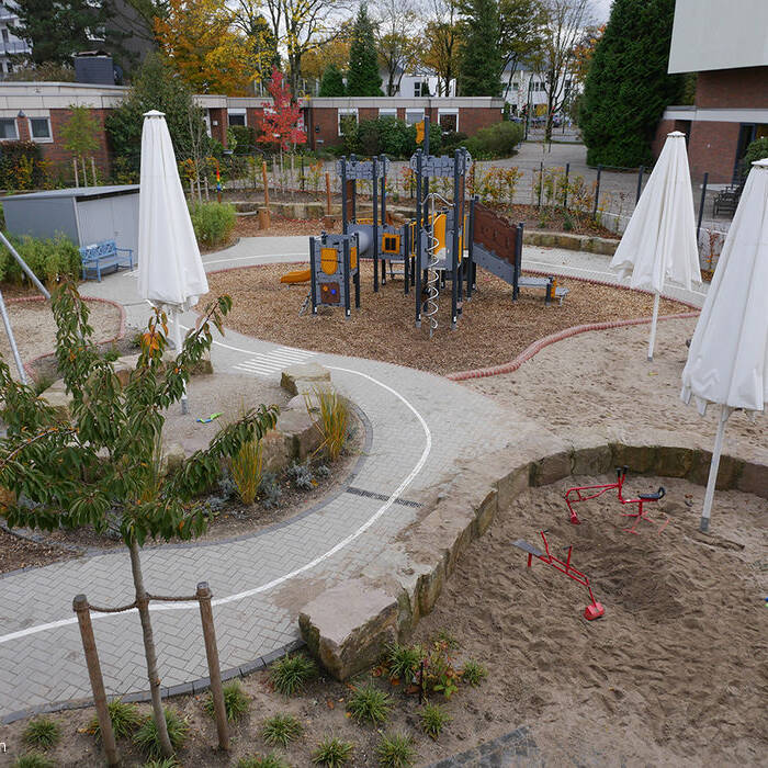 P1110188_10_700pixel