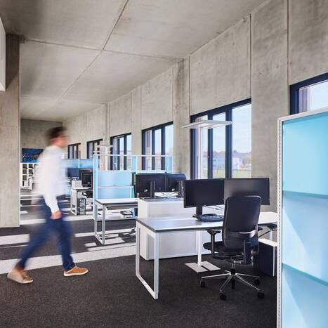 PK1020-071_10_700pixel