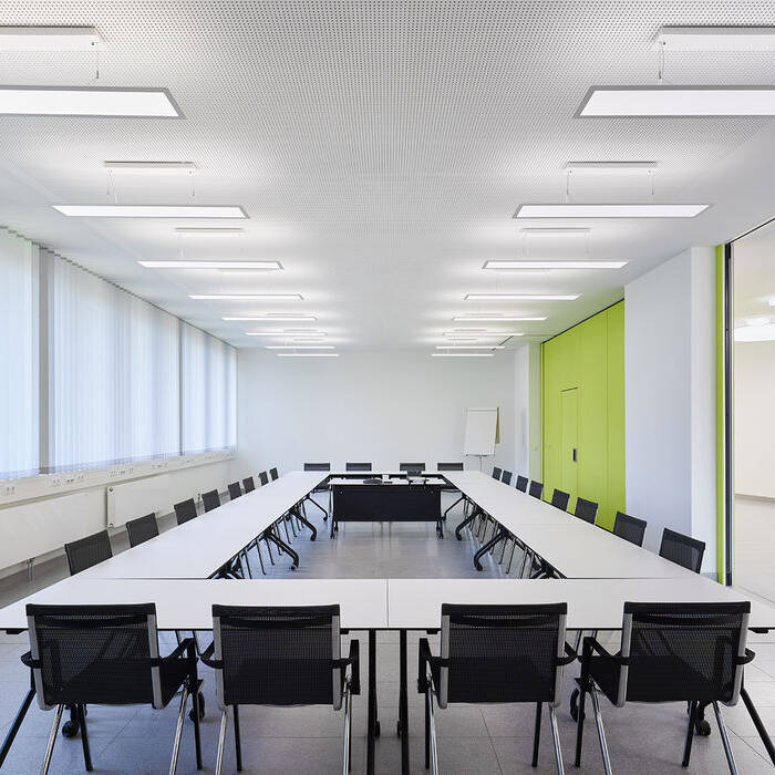 PK1026-214-v1_15_700pixeldPuFneJ953EOF