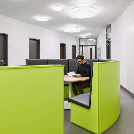 PK1026-263_10_700pixel4XOuK3gB34gRr