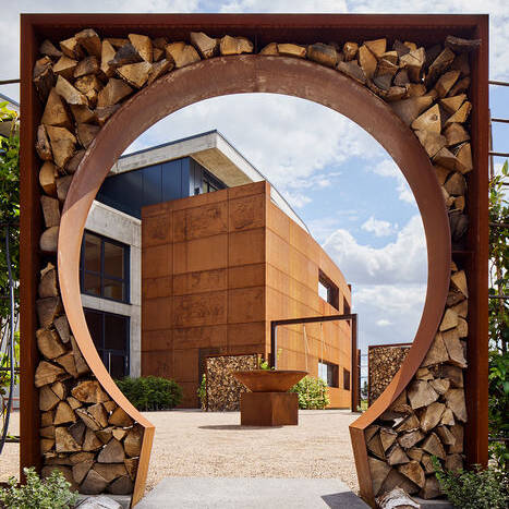 PK1063-049_10_700pixel