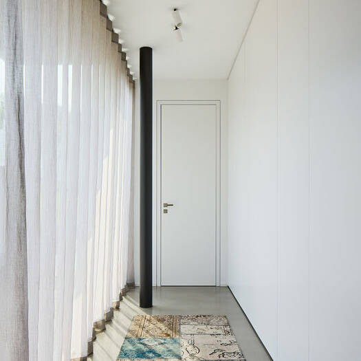 PK1068-049_10_700pixel