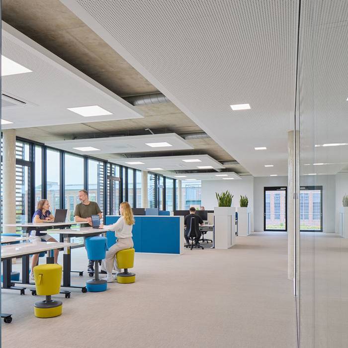 PK1203-266_15_700pixel