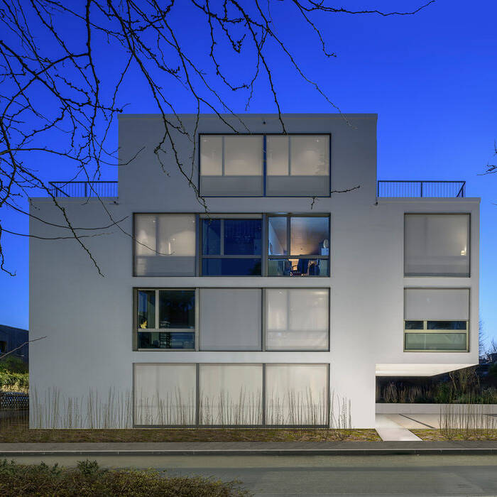 Photo-1-web-_jpg_15_700pixel