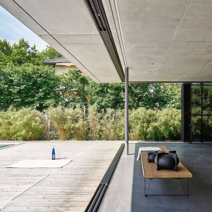 Poolhaus-S-Sky-Frame-0136_15_700pixel