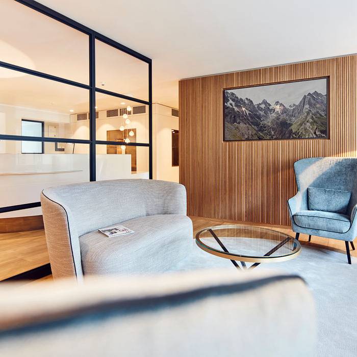 Praxis_Theatinerstrasse_02_15_700pixel