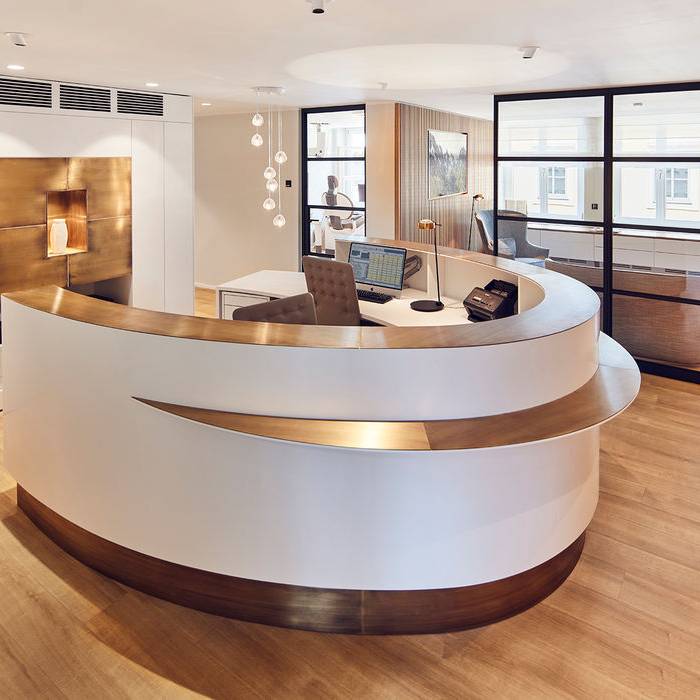 Praxis_Theatinerstrasse_05a_15_700pixel