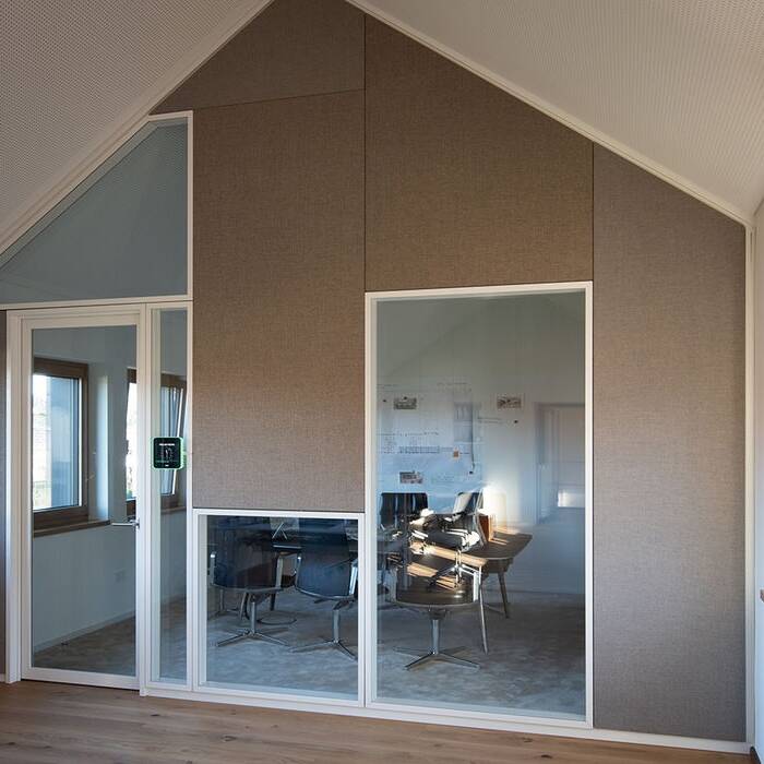 QbFczwnA-jpeg_10_700pixel