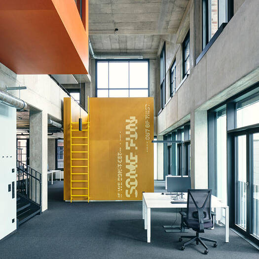 RAUMKONTOR_ADESSO_MUC_PHOTOGRAPHIE-ANDREAS-HOERNISCH-02_10_700pixel